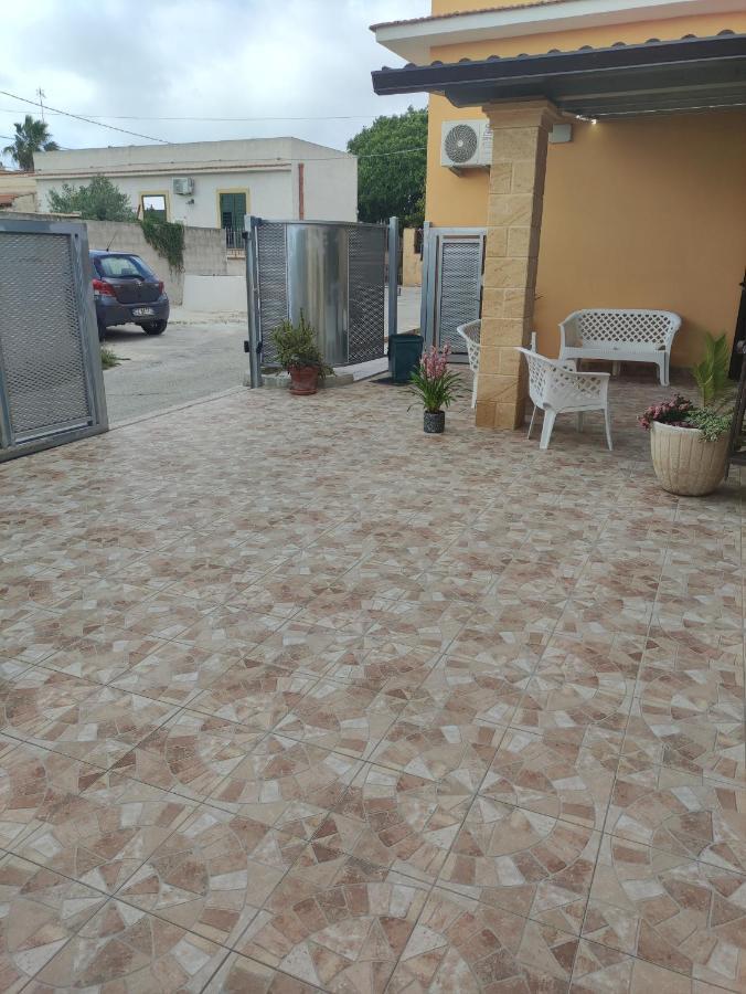 Casa Vacanze Nonna Tuzza Marsala Kültér fotó